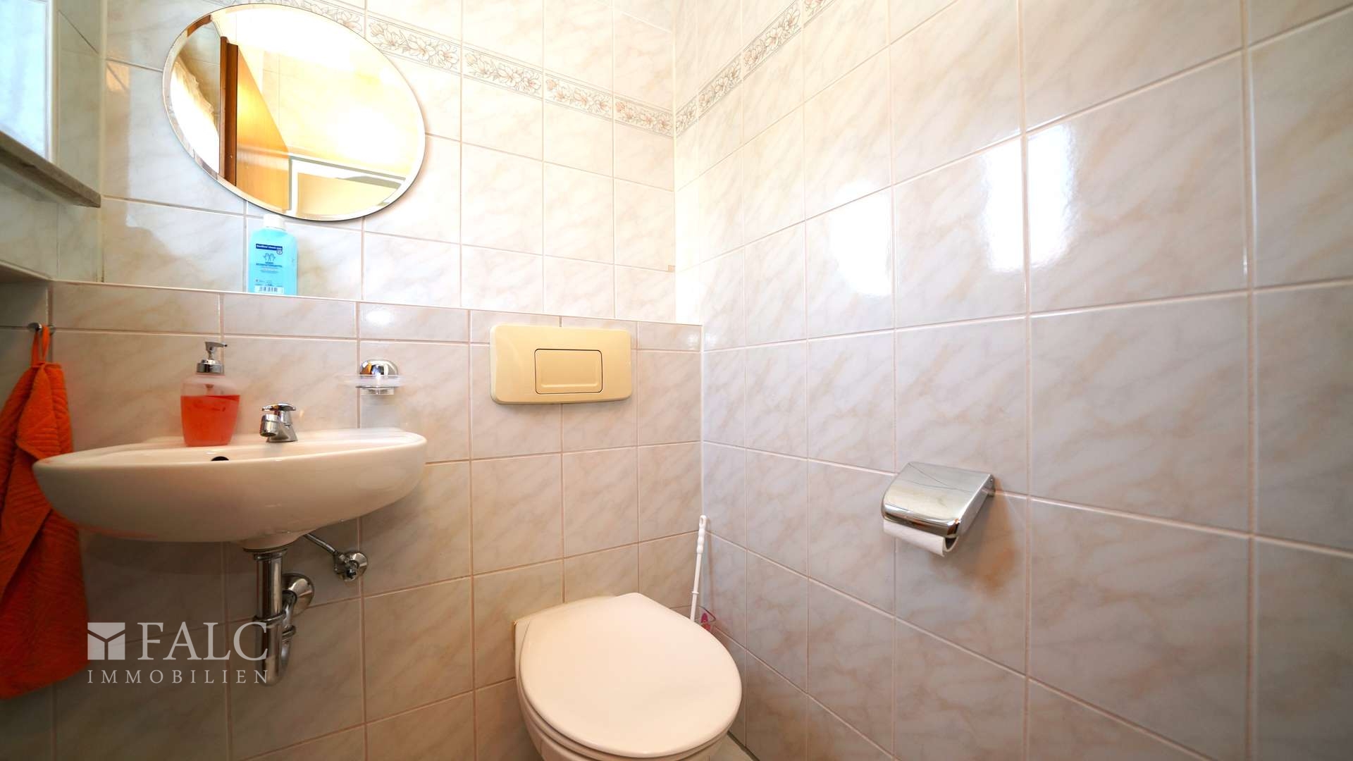 Gäste-WC EG